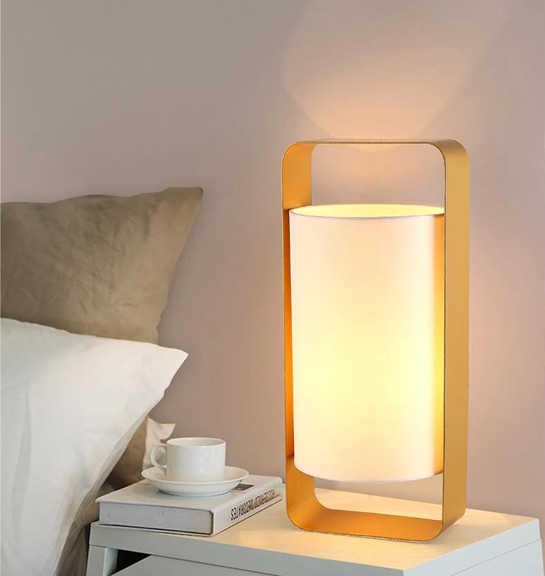 Nate - Moderne Frame Zwevende Lantaarn Bureaulamp