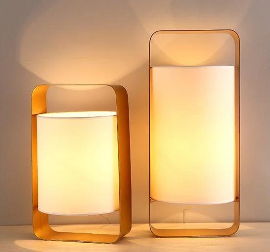 Nate - Moderne Frame Zwevende Lantaarn Bureaulamp