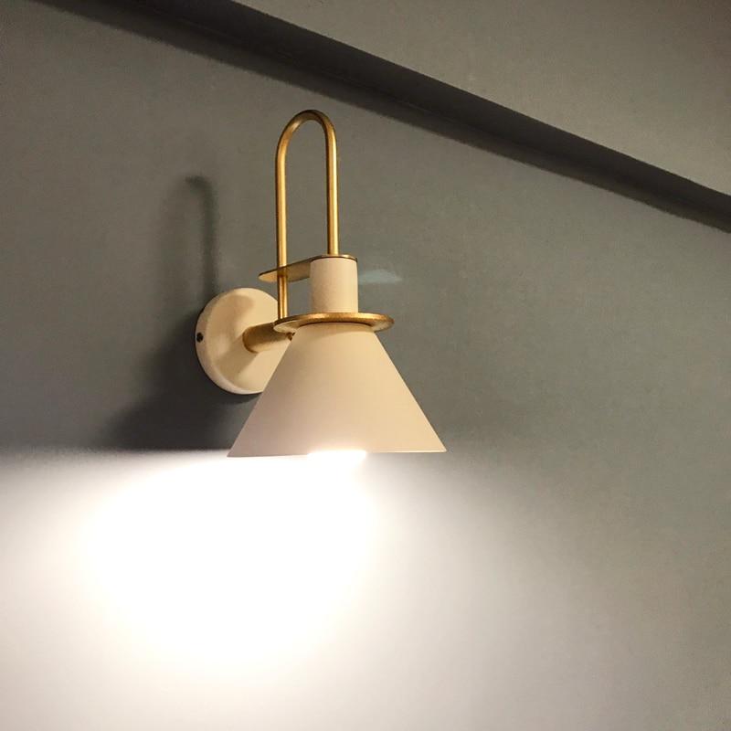 Oliva - Moderne Verstelbare Wandlamp met Hellingshoek in Scandinavische Stijl