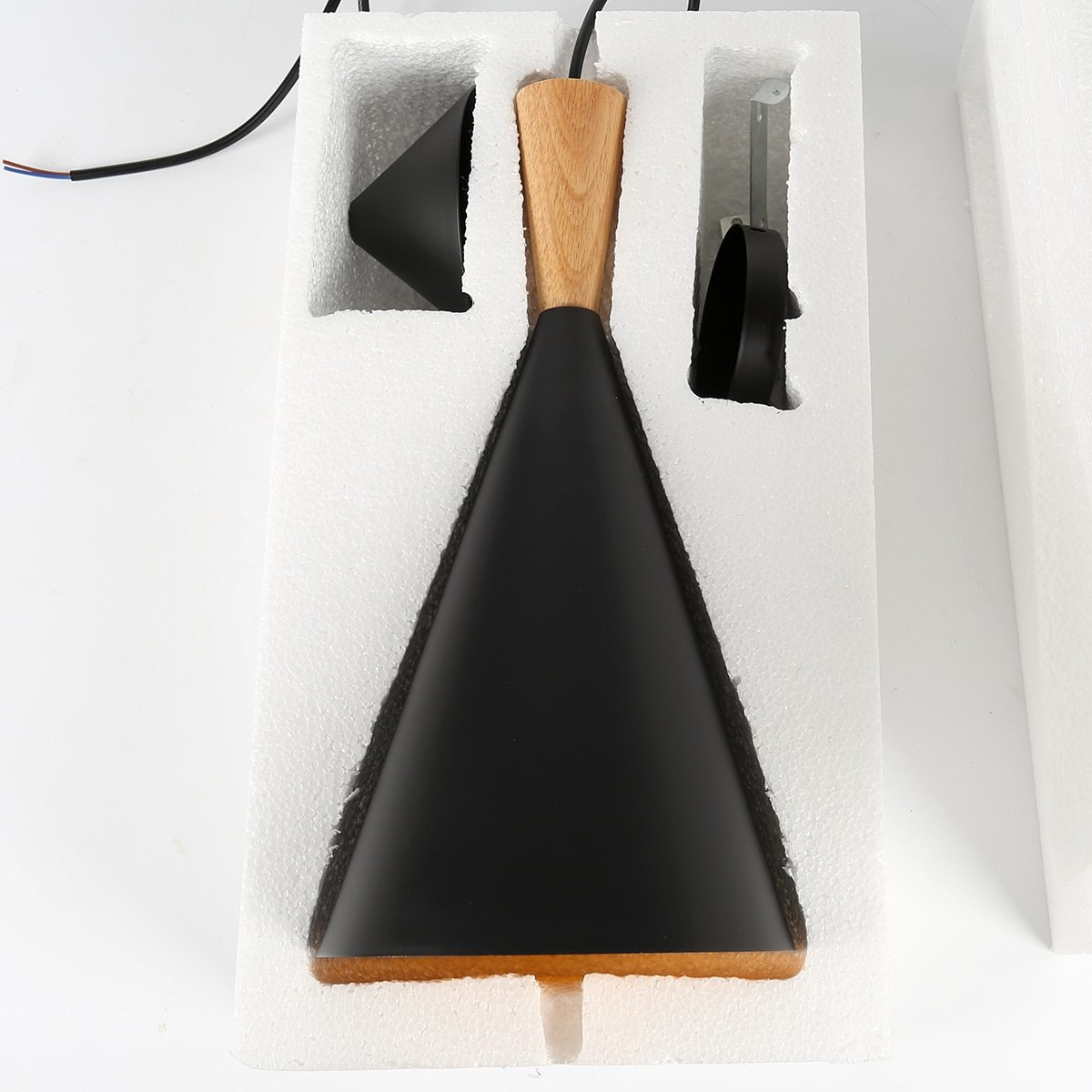 Jule - Moderne ijzeren hanglamp