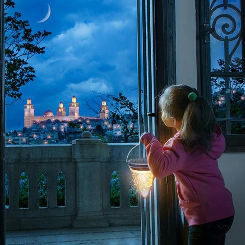 Cam - Op zonne-energie werkende hanglampen